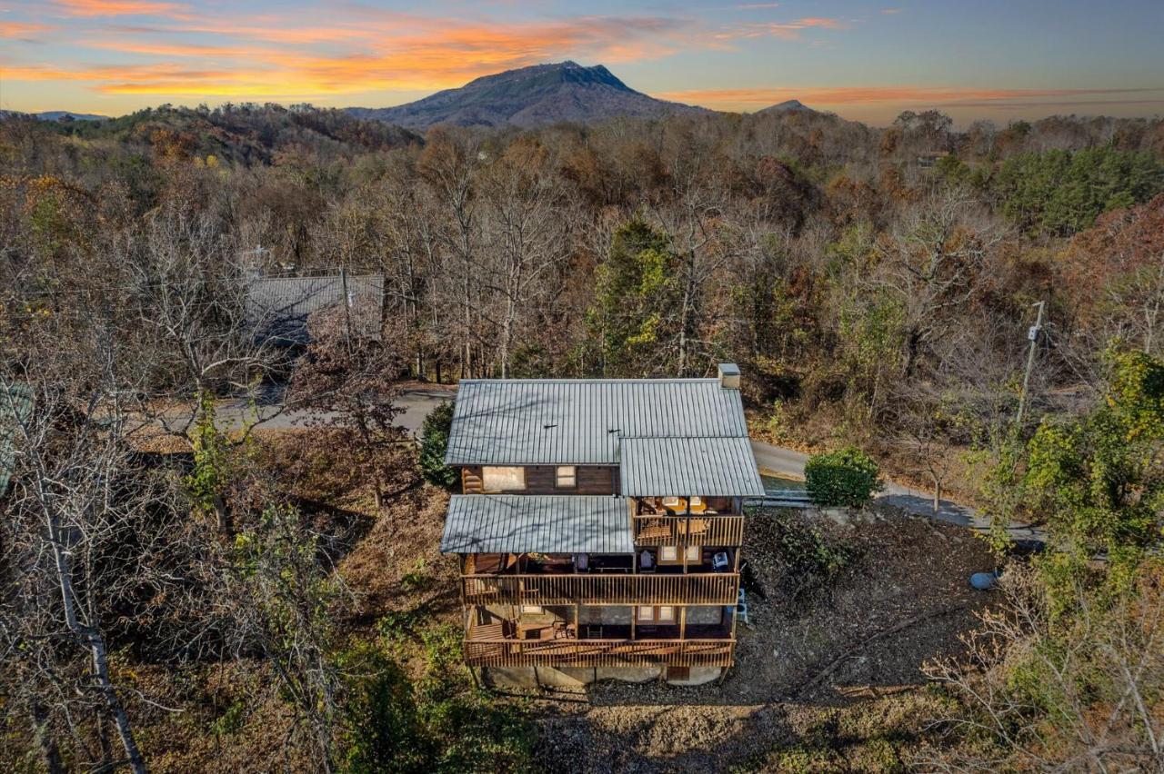 Five-Bedroom House Sevierville Exterior photo